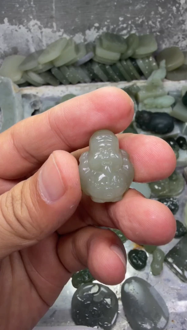 颈饰未镶嵌和田玉财神