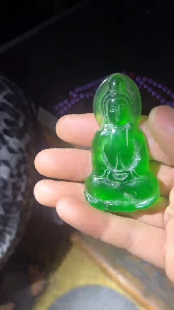 和田玉未镶嵌挂件满绿观音牌带棉絮