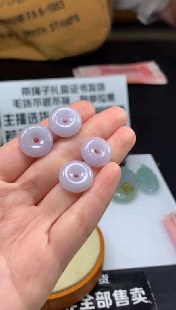 颈饰未镶嵌翡翠---103366多样性发其一