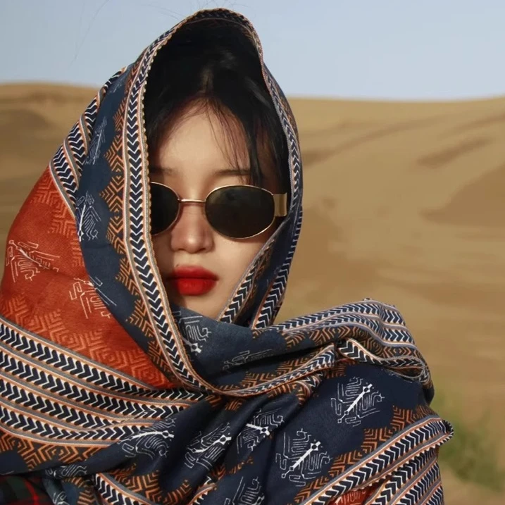 云南旅行穿搭头巾围巾女夏季民族风披肩沙漠丝巾薄款防晒外搭披风