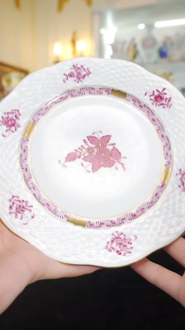 骨瓷婷婷中古器物如图所示40