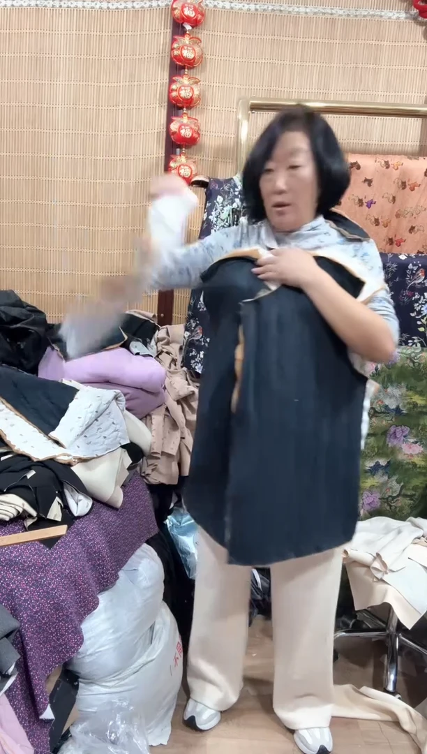 石墨烯绿驼1米布料