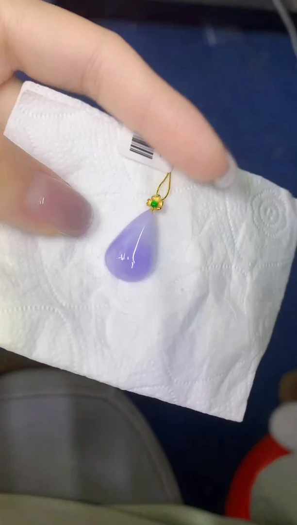 颈饰18K金镶嵌翡翠缅甸天然翡翠A货