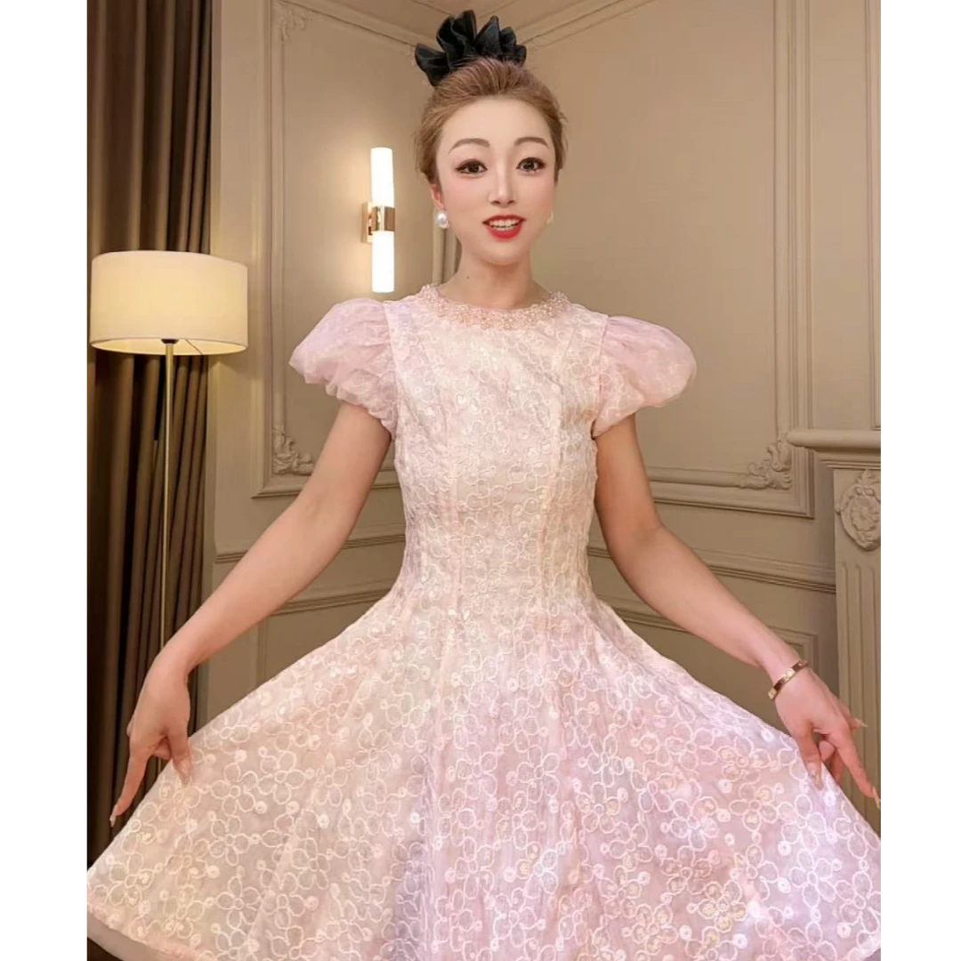 2025夏季新品法式赫本风名媛气质优雅时尚收腰显瘦连衣裙 45159