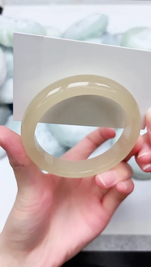 石英质玉手镯未镶嵌220-58.5