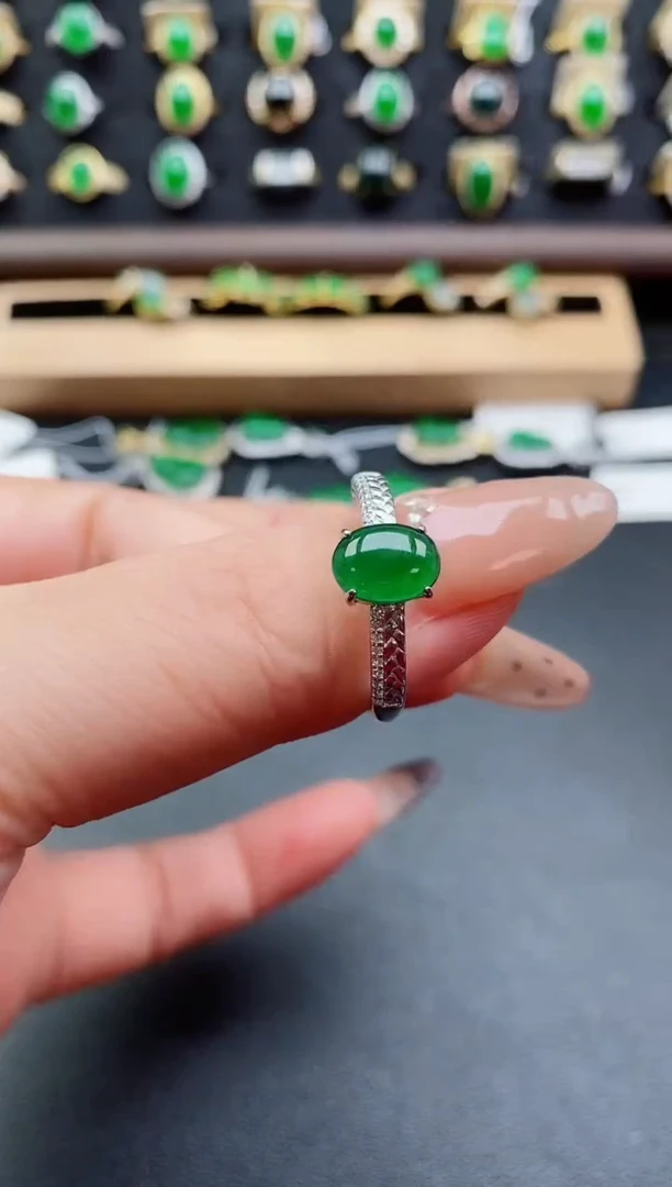 银S925镶嵌戒指翡翠1