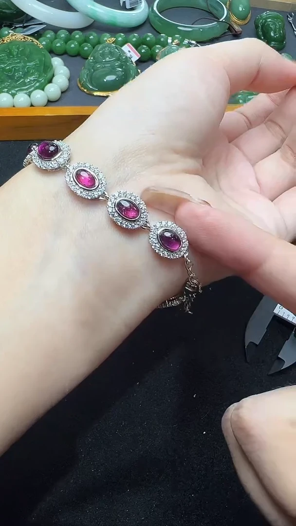 【闪购商品】石榴石手链银S925镶嵌12