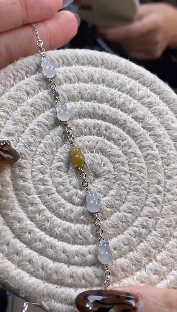 颈饰银S925镶嵌翡翠净货17041