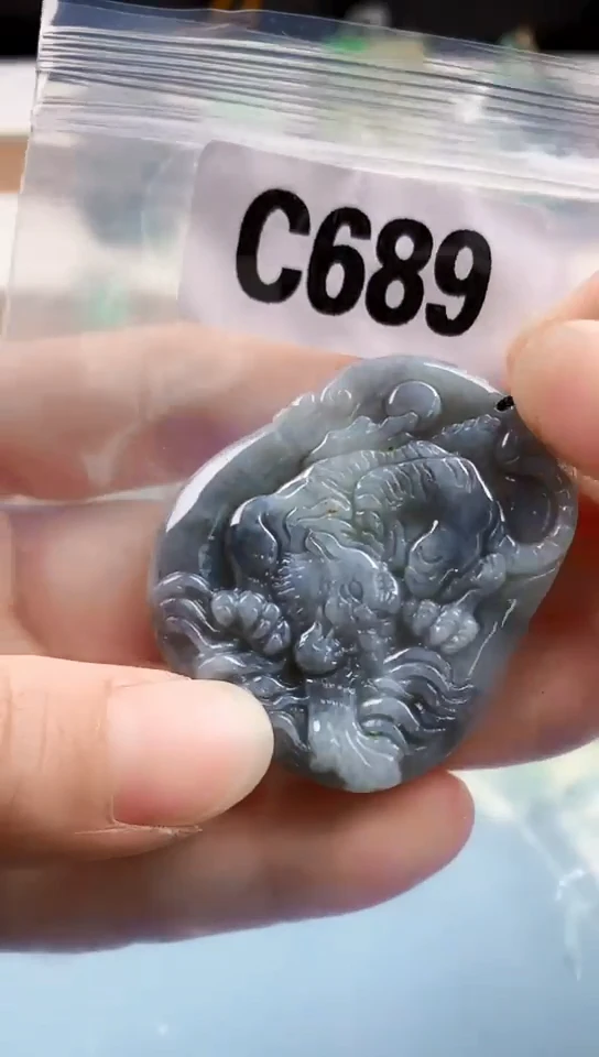 翡翠未镶嵌颈饰天然翡翠吊坠挂件