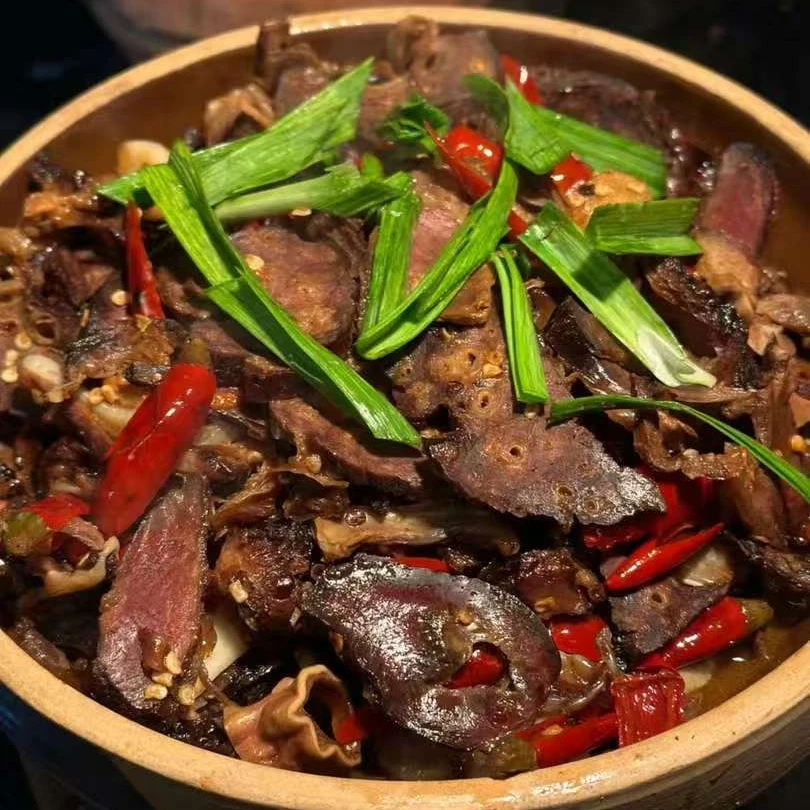 湖南高山农家腊心肺  现炒钵子