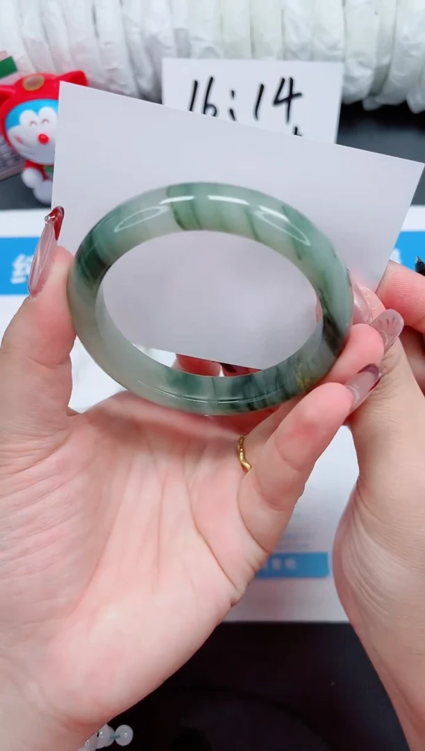 【闪购商品】石英质玉手镯未镶嵌87