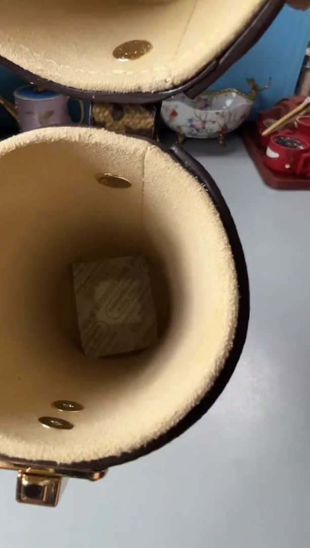 PU746手工无品牌， 七天无理由