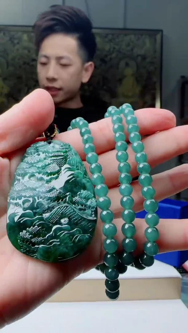 【闪购商品】翡翠颈饰未镶嵌1111111111