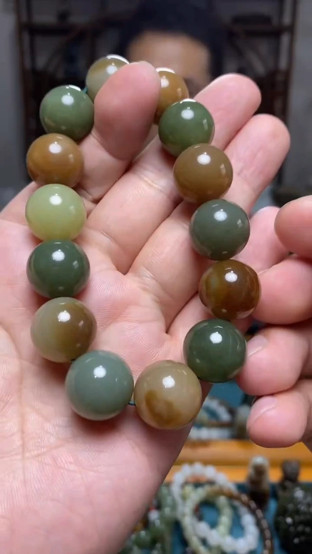 和田玉未镶嵌颈饰32