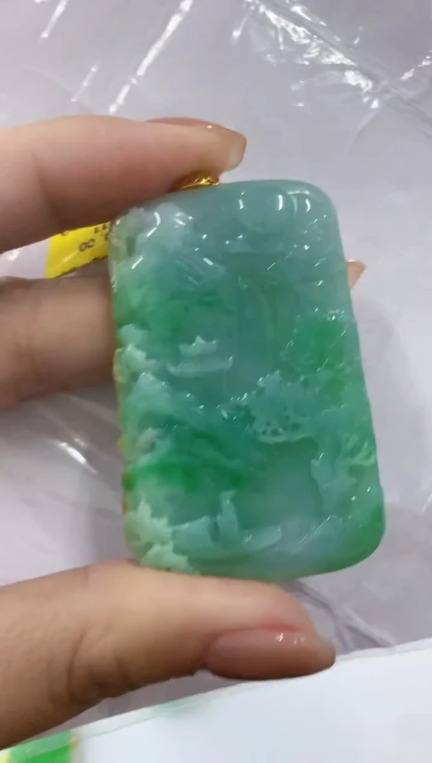 翡翠18K金镶嵌吊坠(不含链)挂件