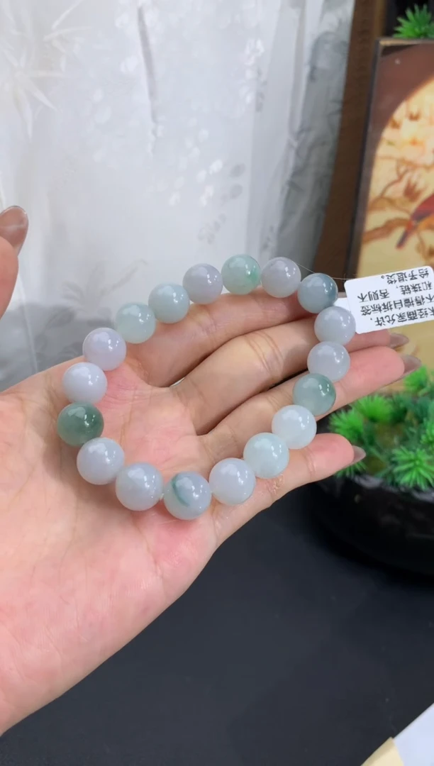 未镶嵌手串翡翠糯冰 卡10.7mm（有纹
