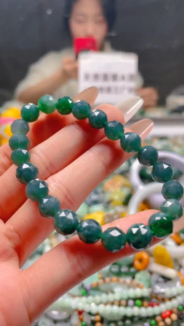 【闪购商品】翡翠颈饰未镶嵌8-9MM/Y/翡翠A货一图一物