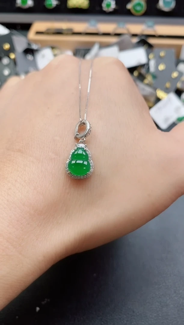 套链银S925镶嵌翡翠1