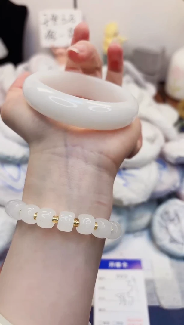 【闪购商品】石英质玉手镯未镶嵌3-财气镯-圈口58