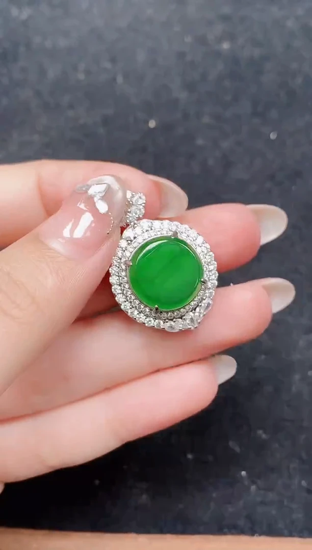 颈饰未镶嵌翡翠天然A货翡翠，保A保真