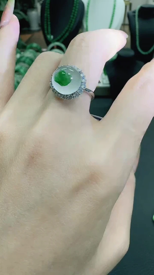 未镶嵌1石英质玉（非洲翠）薇****呀/8578