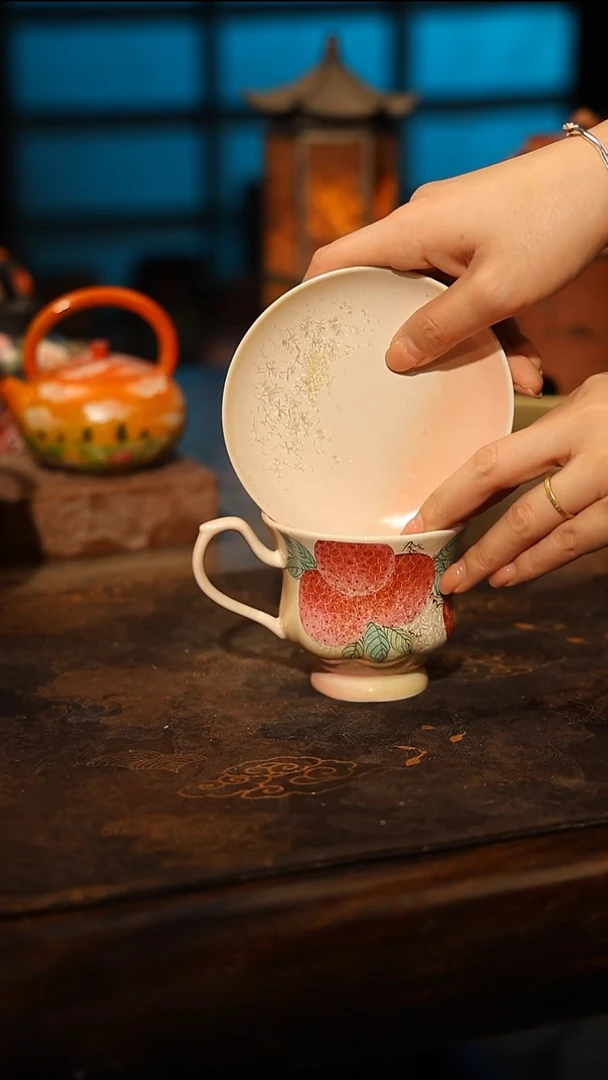 陶瓷景德镇高温釉下彩手工手绘款式