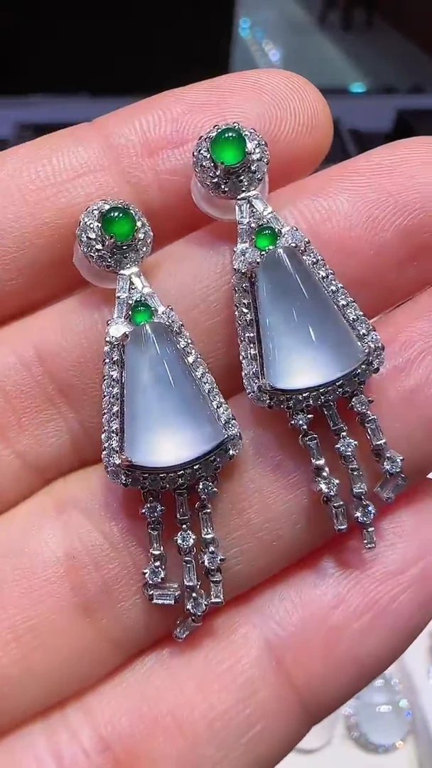 【闪购商品】翡翠耳饰18K金镶嵌耳坠