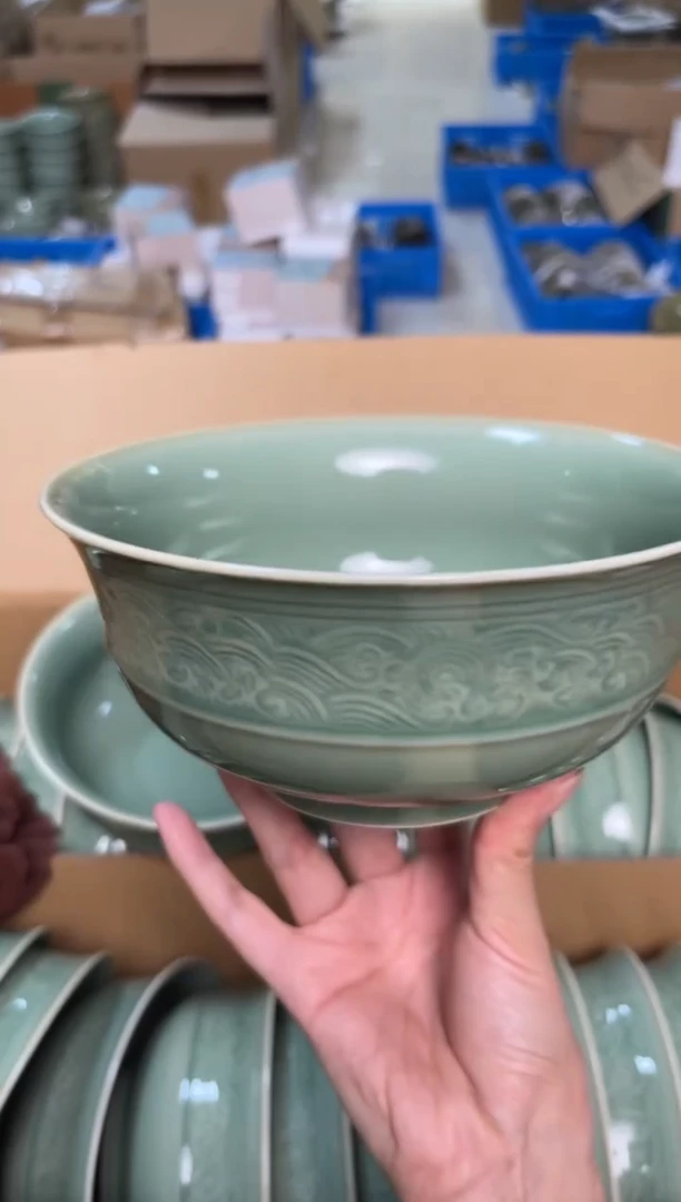 陶瓷青瓷7英寸海浪纹大碗 全品