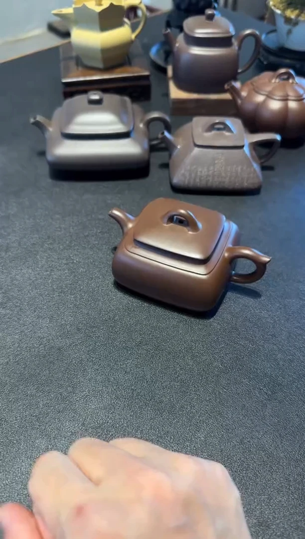 茶壶紫砂首*长四方紫砂壶