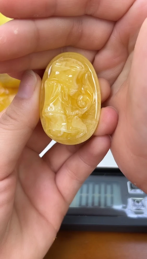 未镶嵌蜜蜡裸石琥珀蜜蜡吊坠