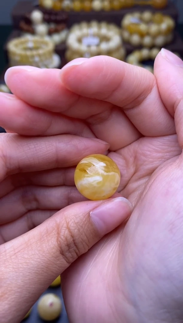 【闪购商品】琥珀裸石未镶嵌大小姐珠宝严选90