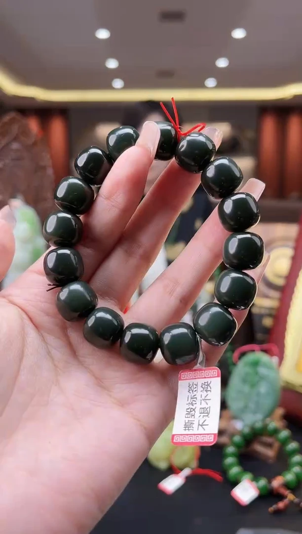 颈饰未镶嵌和田玉42szq