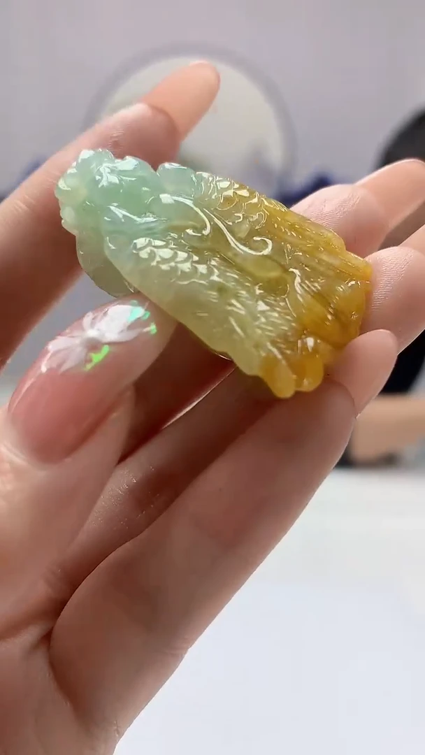 【闪购商品】定制翡翠未镶嵌3916DD-毛货挂件103