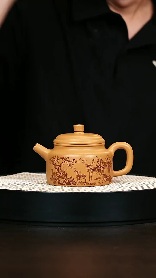 紫砂茶宠黄金段一鹿有你德钟紫砂壶