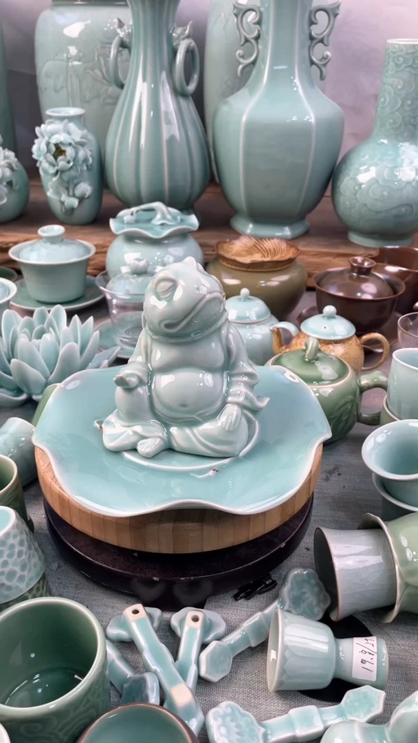 【闪购商品】1青蛙1托盘 特价 微瑕 慧仙青瓷