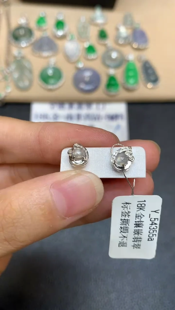 18K金镶嵌翡翠耳饰蛋面【无服务费【48小时鉴赏期】