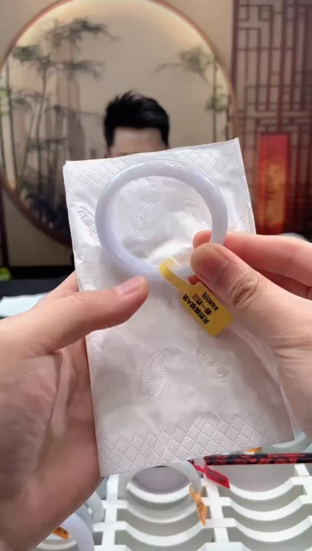 翡翠手镯未镶嵌000022117
