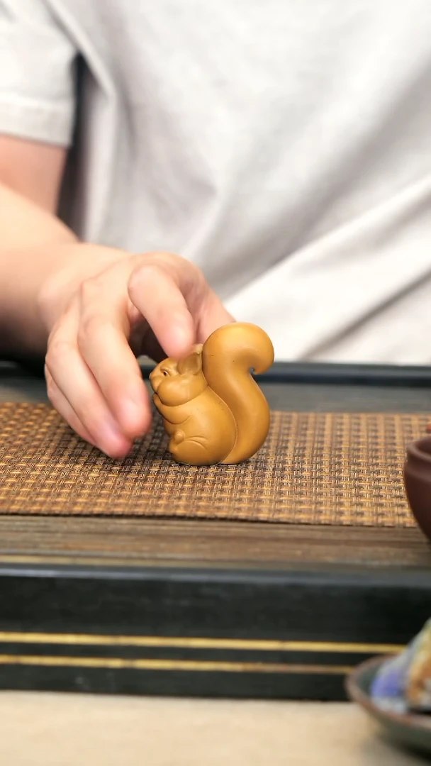 紫砂壶4《松鼠茶宠》芒果泥