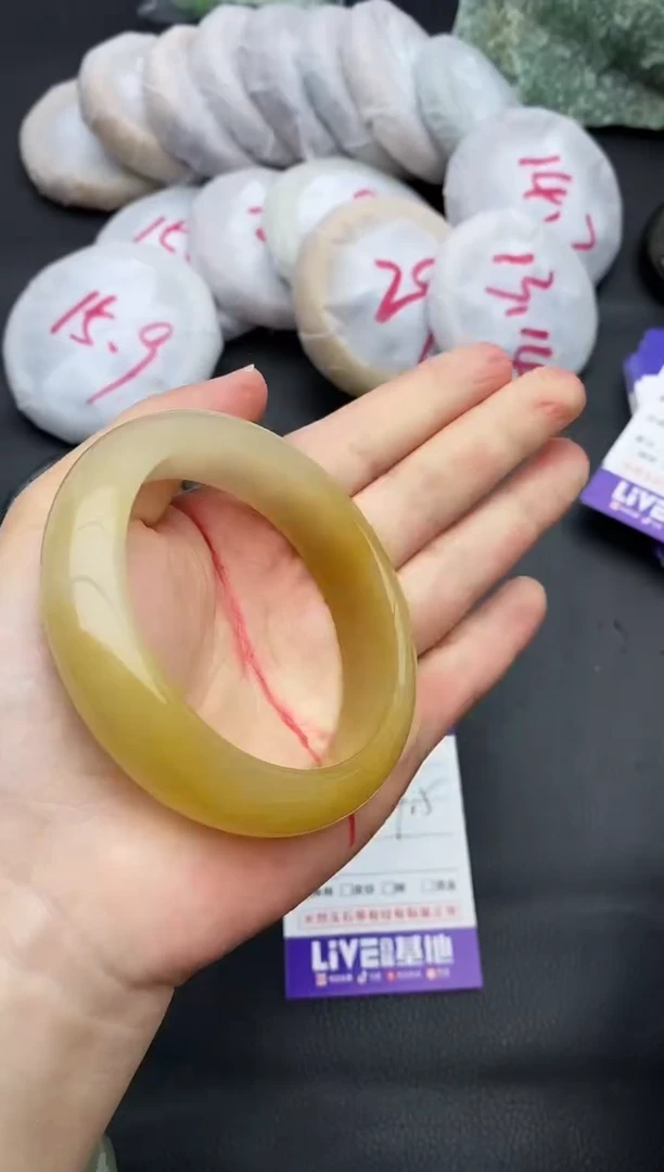 未镶嵌手镯石英质玉78+59.5