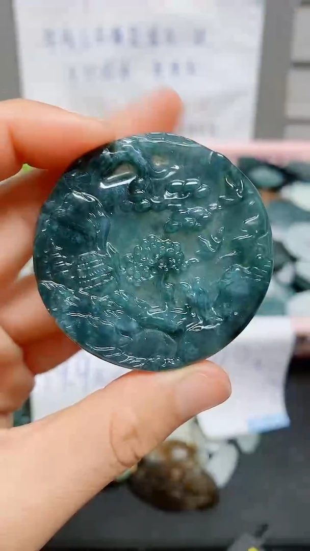 【闪购商品】翡翠颈饰未镶嵌天然翡翠A货