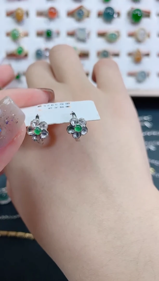 银S925镶嵌翡翠耳饰天然翡翠