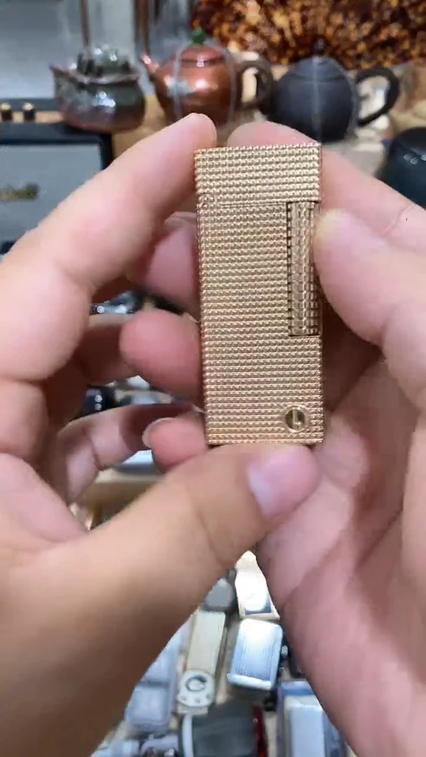 瓷片闪购商品  如图所示