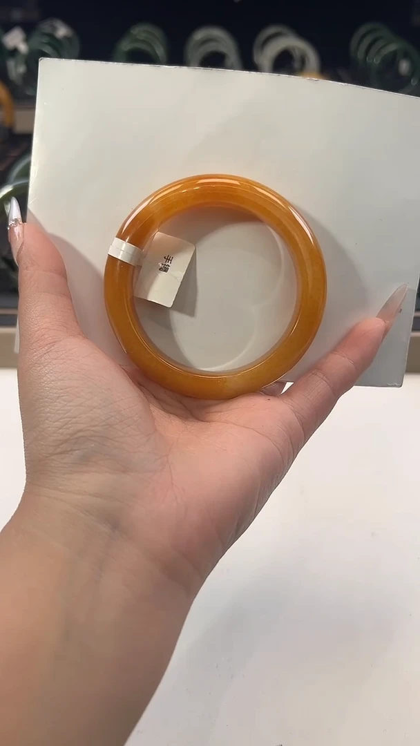 未镶嵌石英质玉（黄龙玉）手镯56圈口016