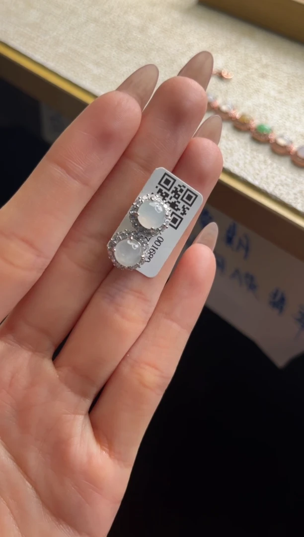 银S925镶嵌戒指翡翠1111