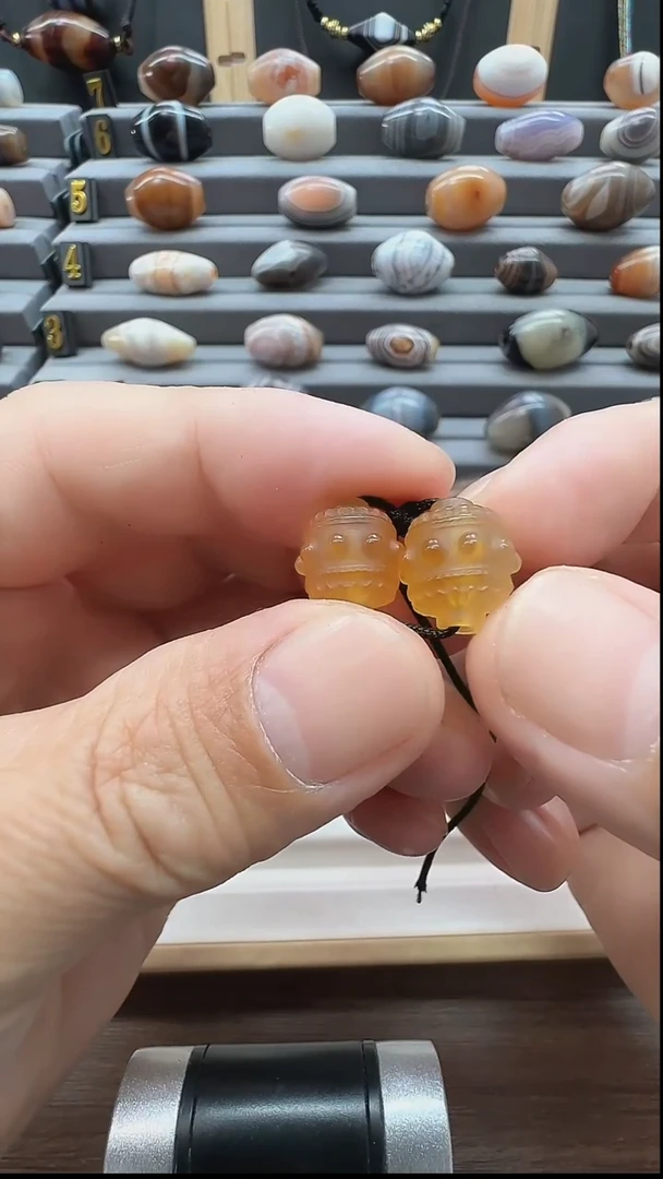 未镶嵌颈饰玛瑙/玉髓玛瑙