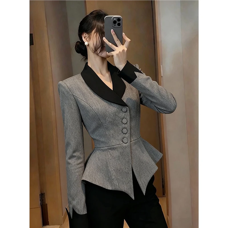 秋季新款灰色短款外套女独特设计感巨好看小众气质高端掐腰上衣女