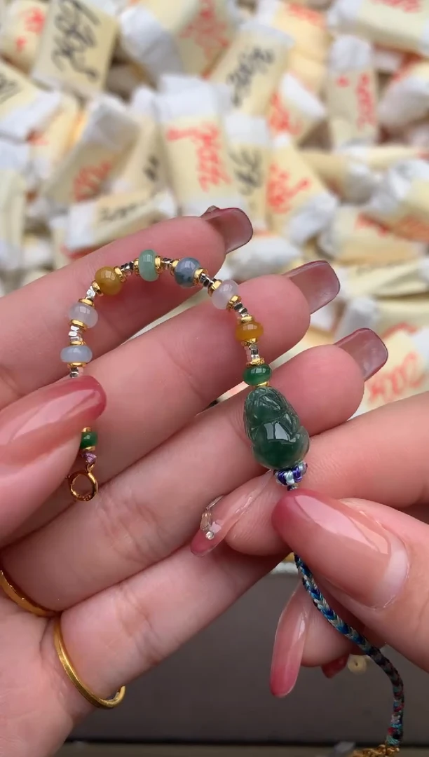 未镶嵌手绳翡翠—