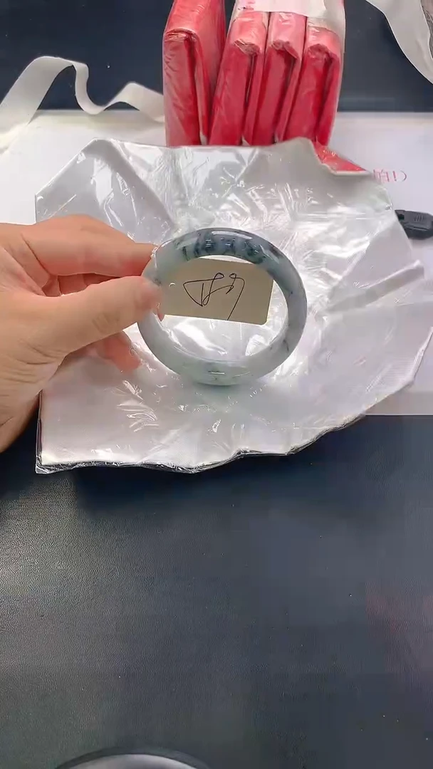 未镶嵌手镯翡翠175