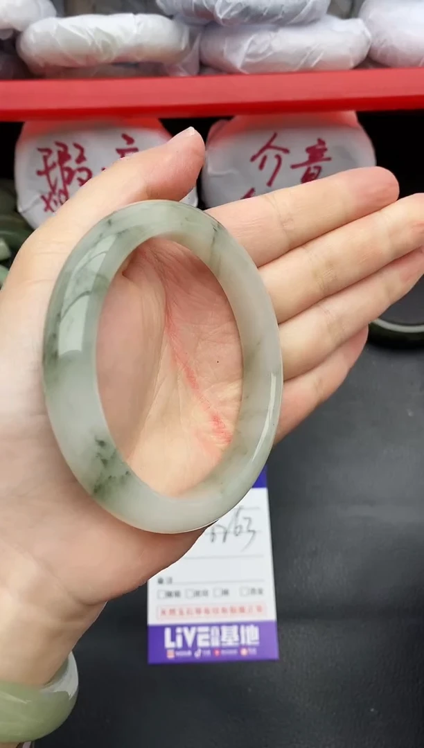 未镶嵌手镯石英质玉瑕疵146+62/63