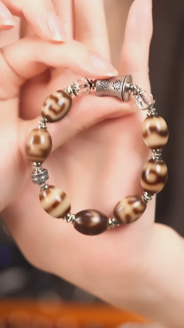 玛瑙/玉髓（覆膜）颈饰未镶嵌传世珠宝-多样性发其一